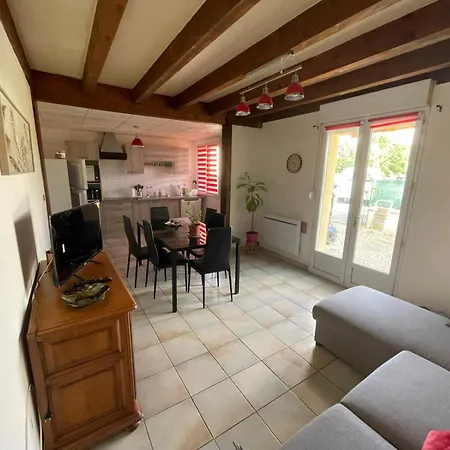 Entre Lacs, Balades Et Culture *