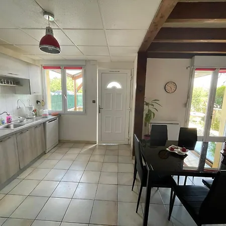 Entre Lacs, Balades Et Culture Casa de Férias *